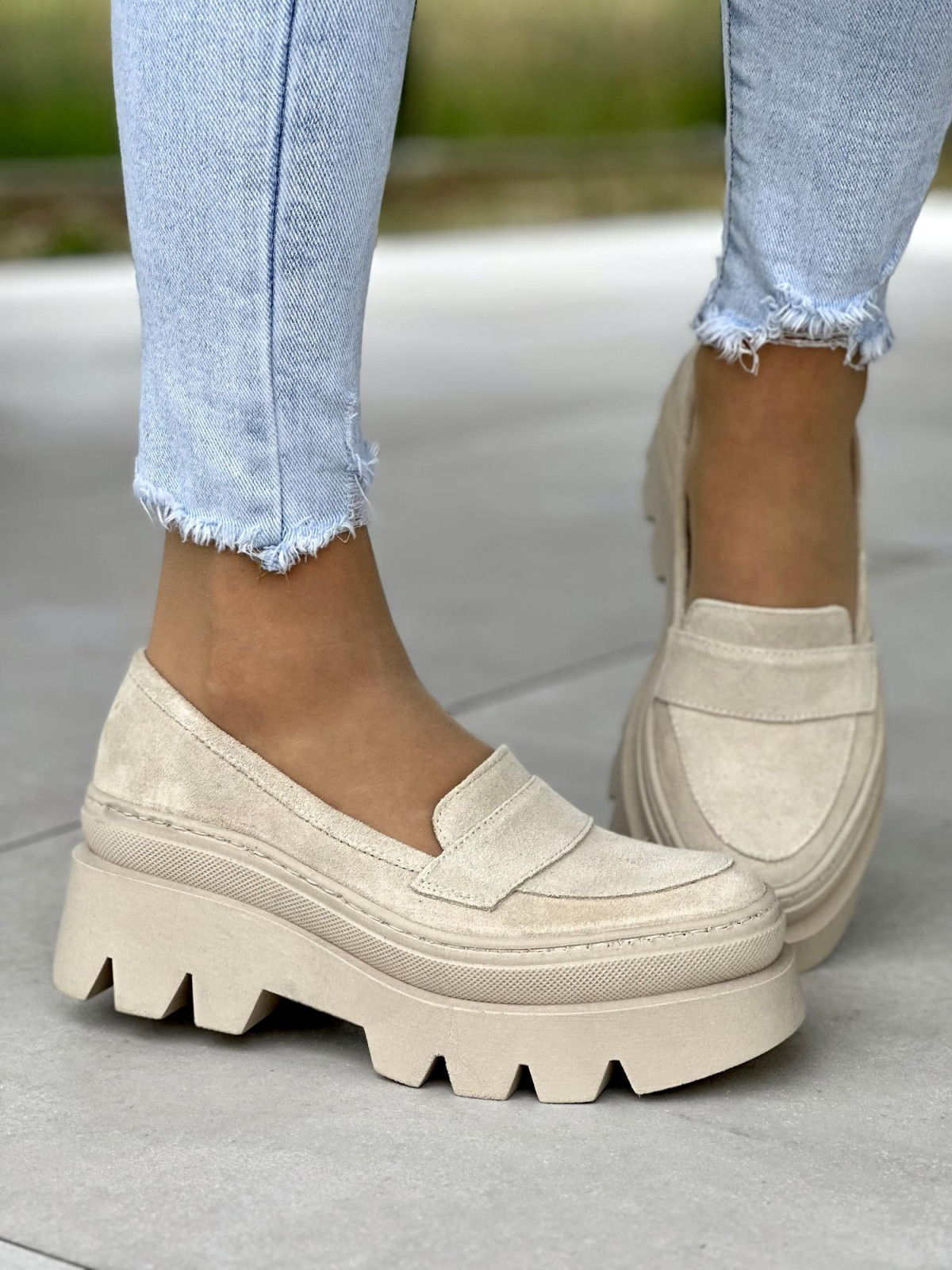 Beżowe mokasyny damskie skórzane OLEKSY polskiej produkcji