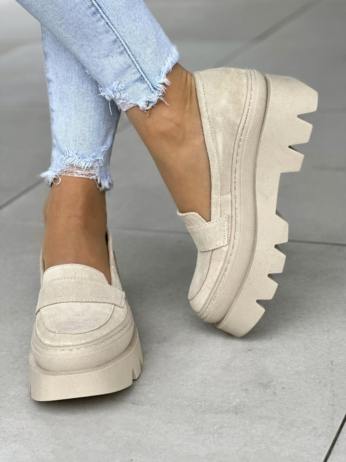 Beżowe mokasyny damskie skórzane OLEKSY polskiej produkcji