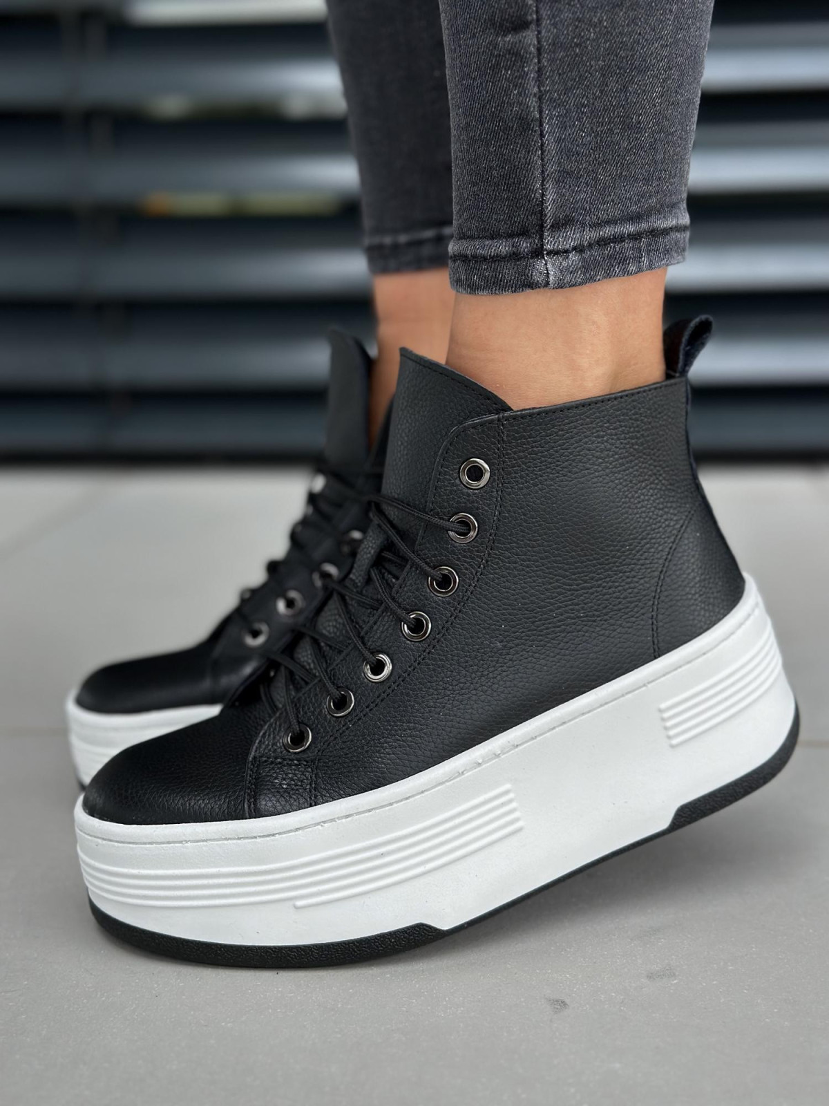 Czarne trampki damskie skórzane