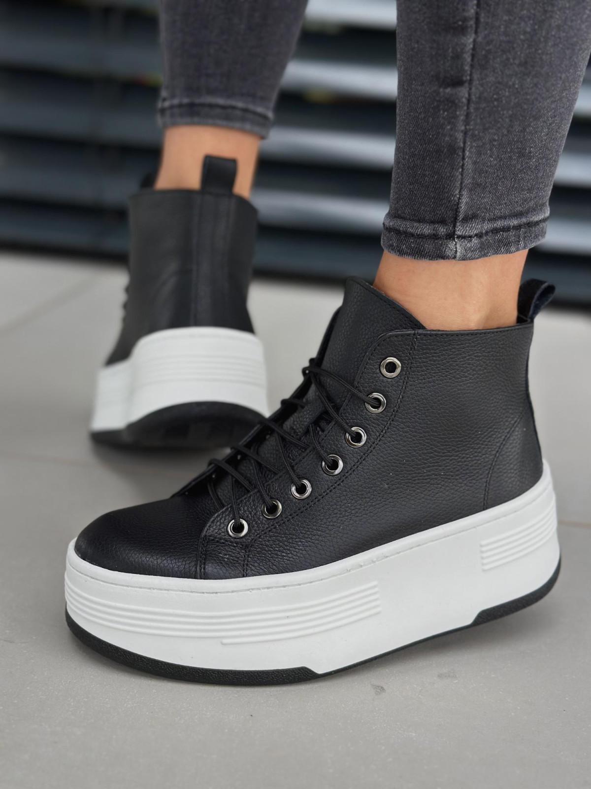 Czarne trampki damskie skórzane