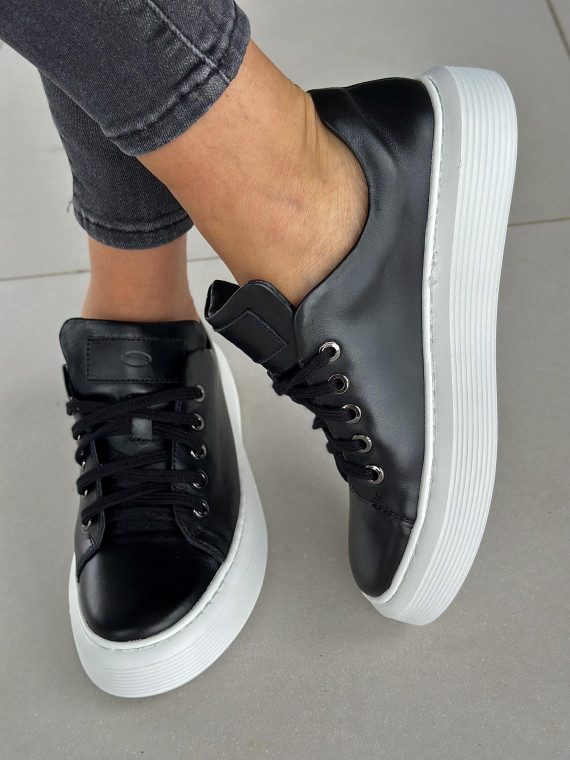 Czarne trampki damskie skórzane