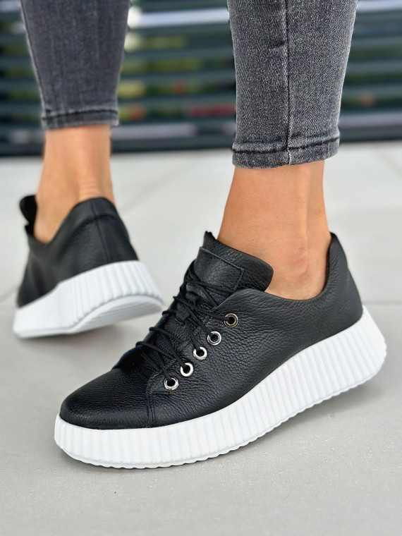 Czarne trampki damskie skórzane OLEKSY polskiej produkcji