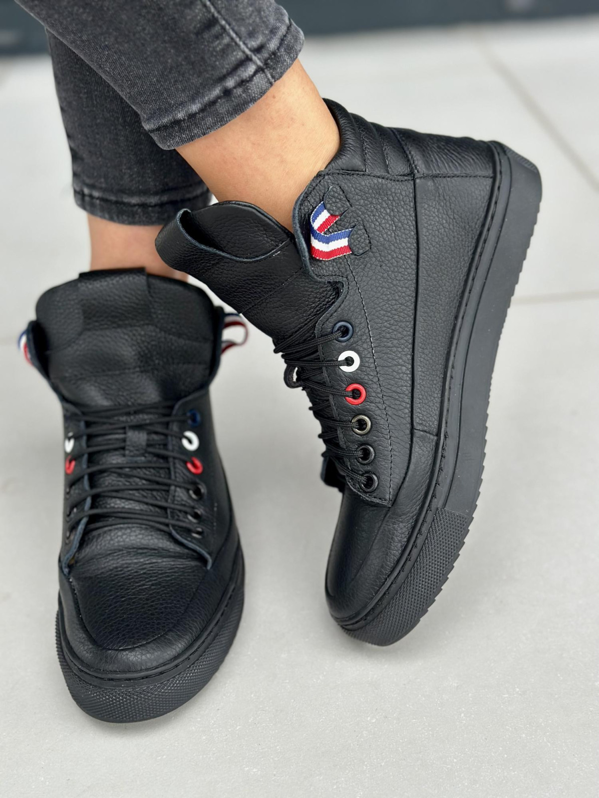 Czarne trampki damskie skórzane