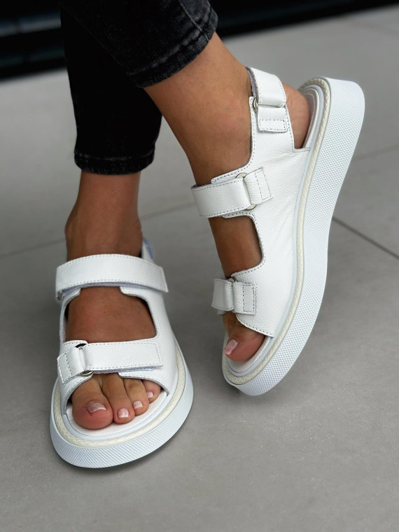 Białe sandały damskie skórzane