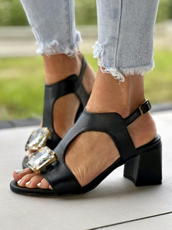 Czarne sandały damskie skórzane