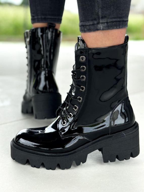 Czarne trapery damskie skórzane