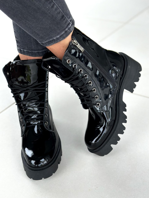 Czarne trapery damskie skórzane