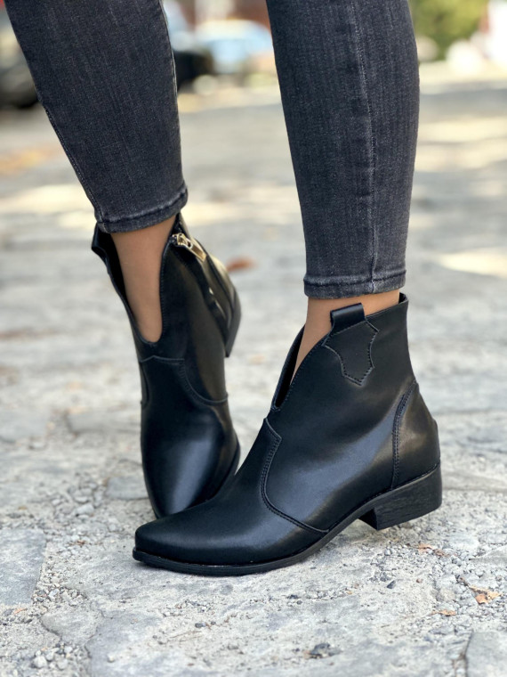 Czarne botki OLEKSY ze skóry naturalnej Polskiej produkcji