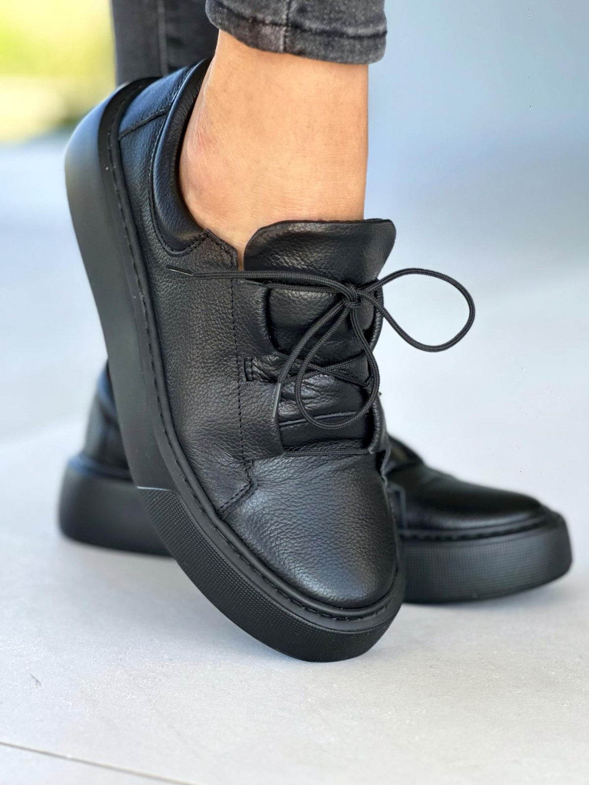 Czarne trampki damskie skórzane