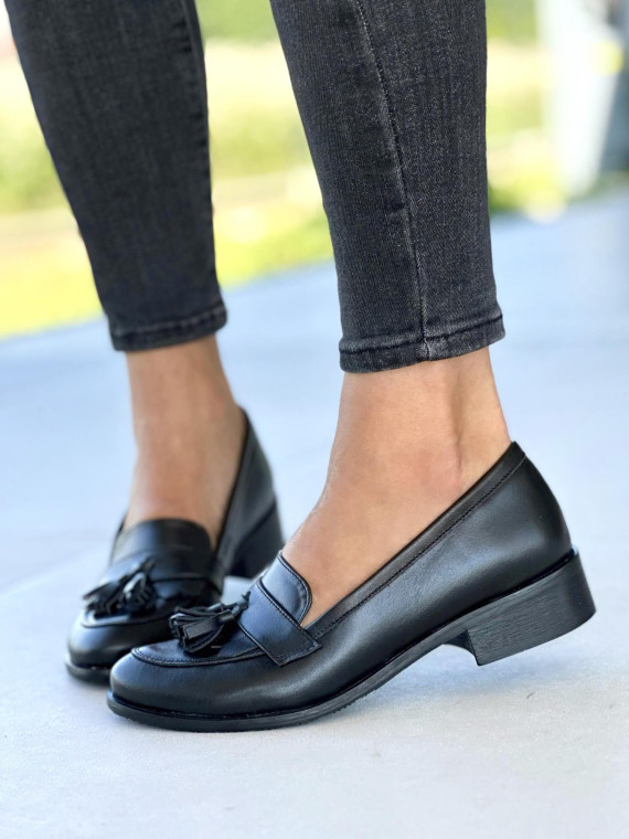 Czarne mokasyny damskie skórzane
