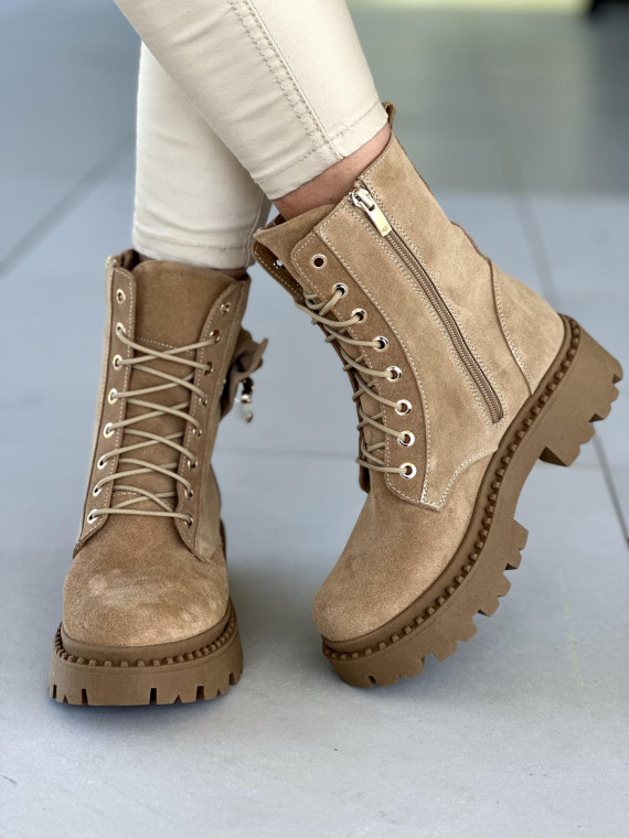 Beżowe trapery damskie skórzane