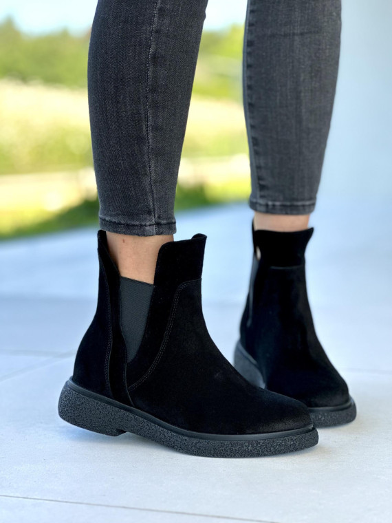 Czarne botki damskie skórzane