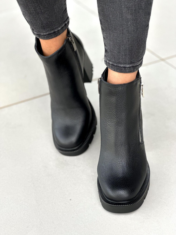 Czarne botki damskie skórzane