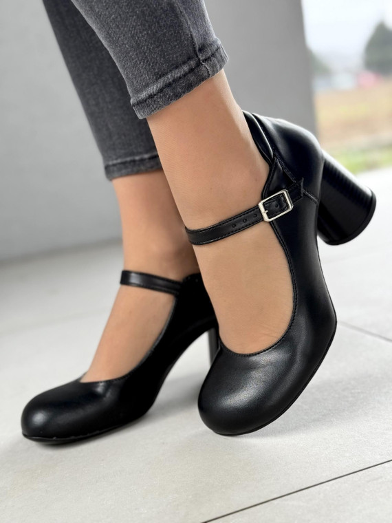 Czarne półbuty damskie skórzane OLEKSY polskiej produkcji