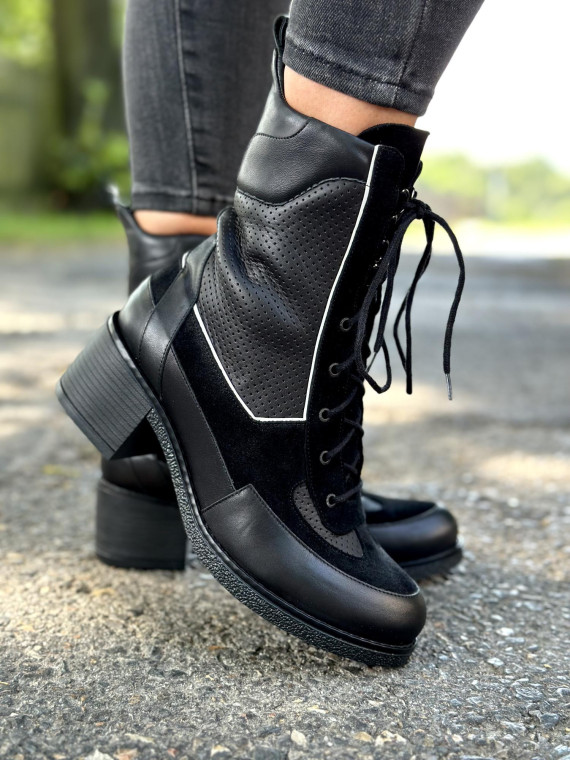 Czarne botki damskie skórzane