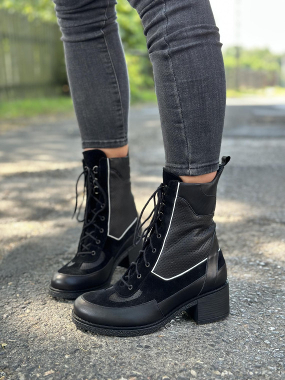 Czarne botki damskie skórzane