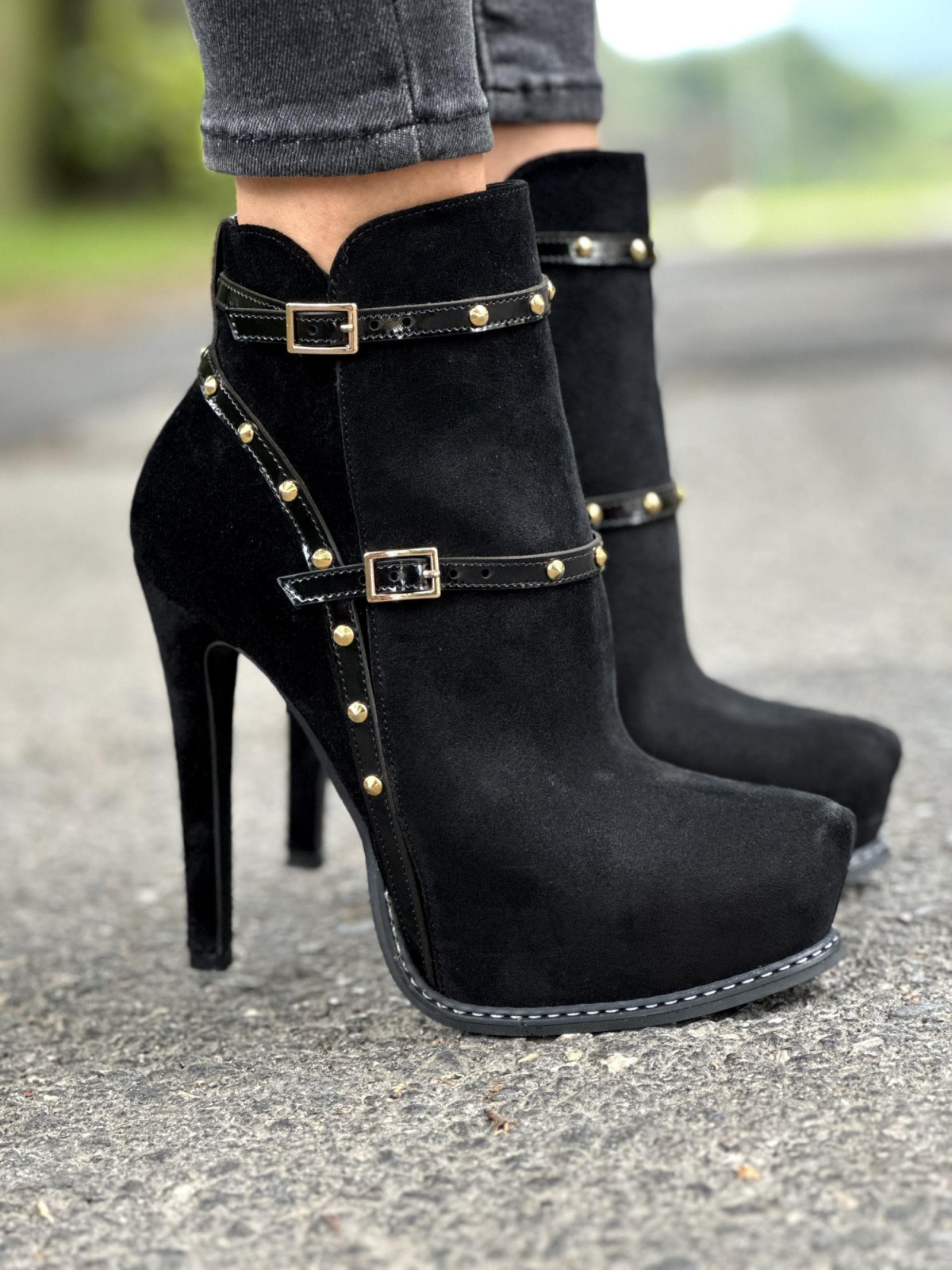 Czarne botki damskie skórzane