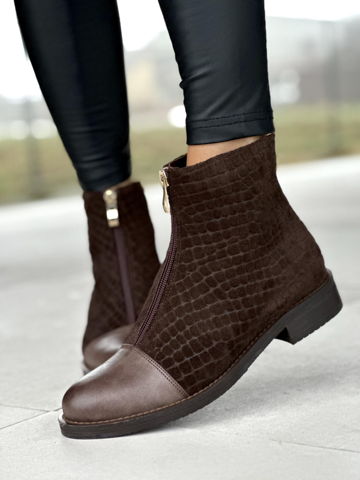 Brązowe botki damskie ze skóry naturalnej welurowej i licowej