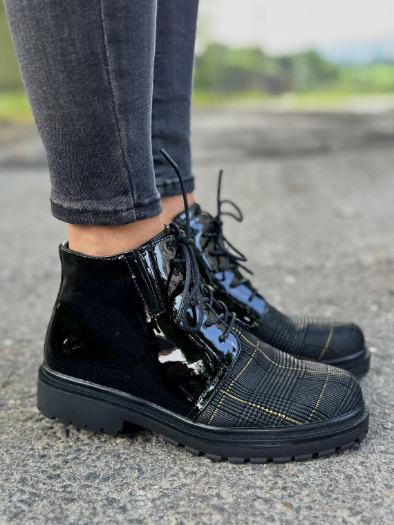 Czarne botki damskie skórzane