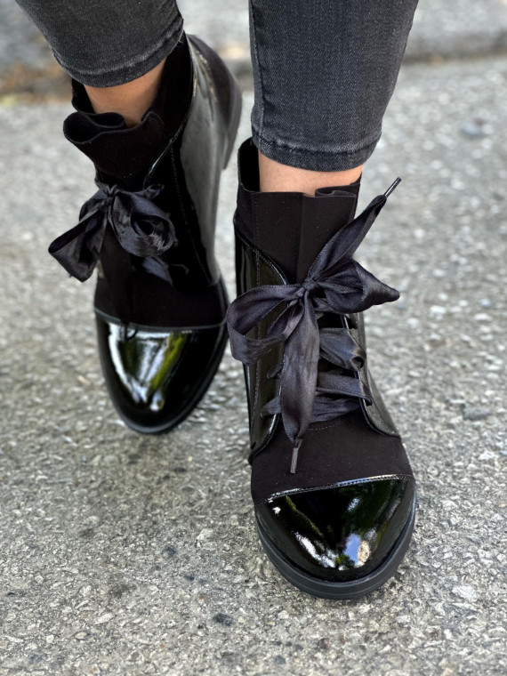 Czarne botki damskie skórzane