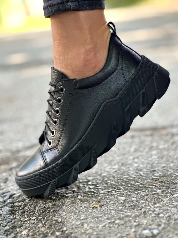 Czarne trampki damskie skórzane