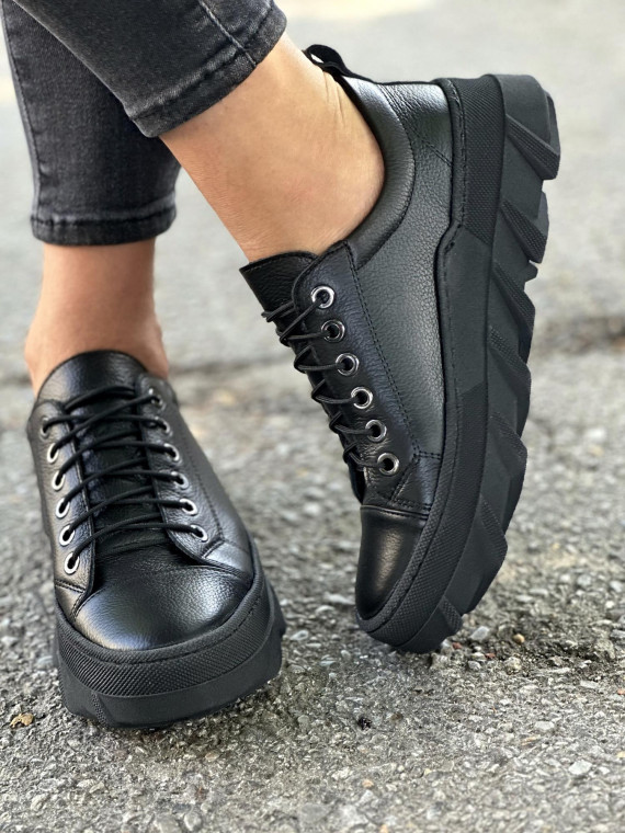 Czarne trampki damskie skórzane