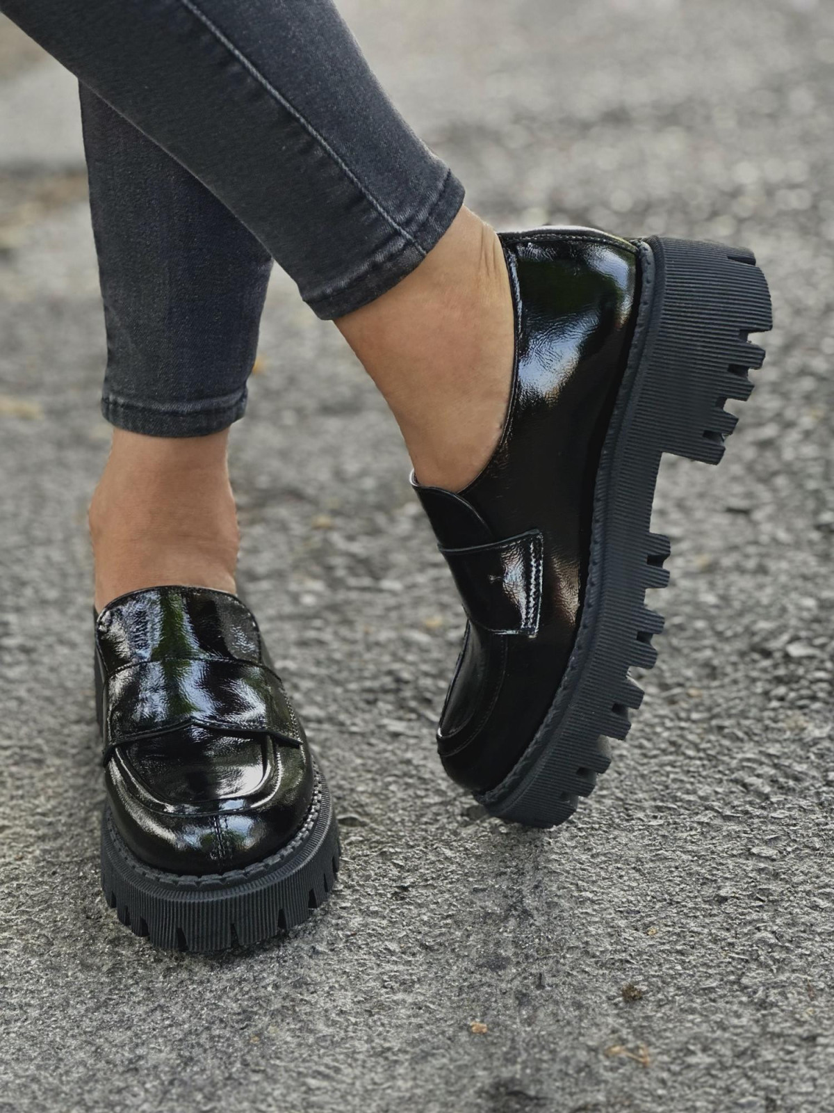 Czarne mokasyny damskie skórzane