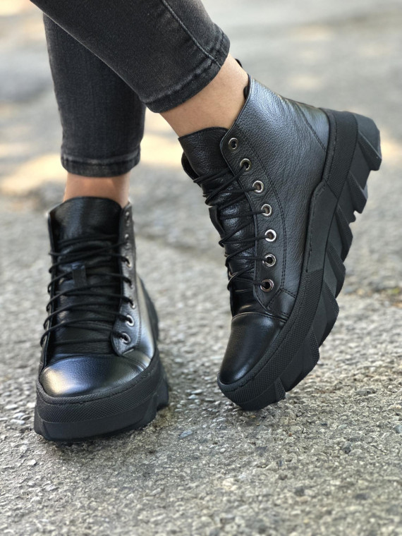 Czarne trampki damskie skórzane