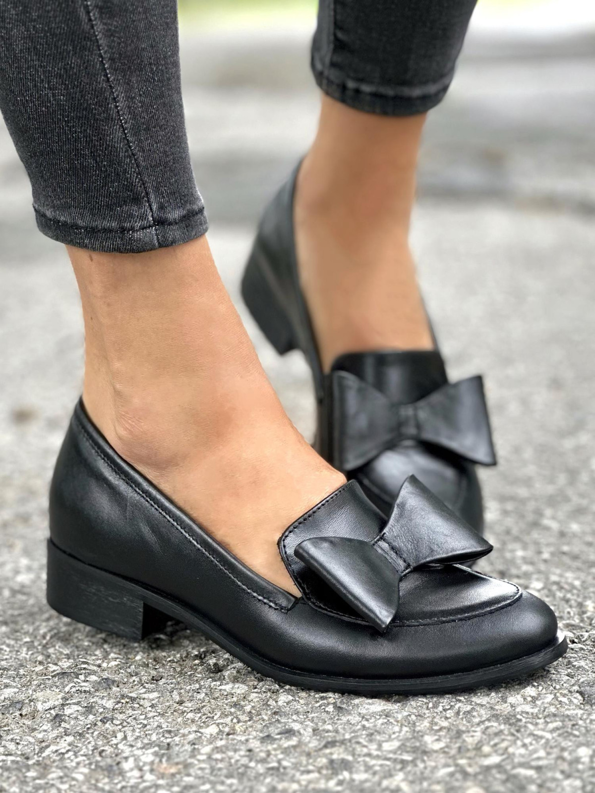 Czarne mokasyny damskie skórzane