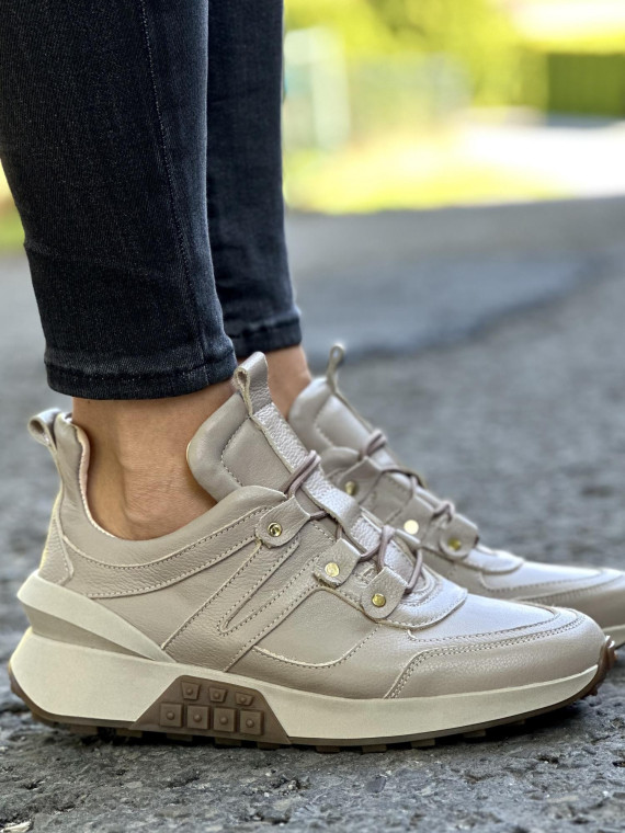 Beżowe sneakersy damskie skórzane