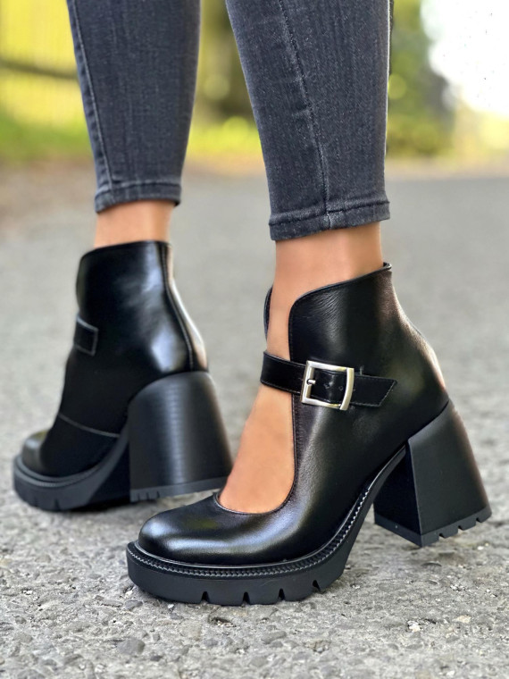 Czarne półbuty damskie skórzane