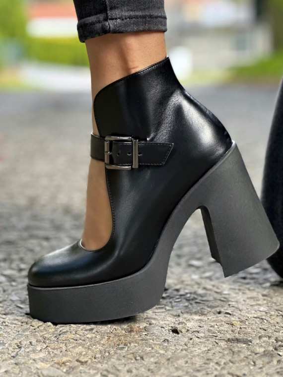 Czarne półbuty damskie skórzane