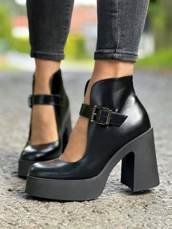 Czarne półbuty damskie skórzane