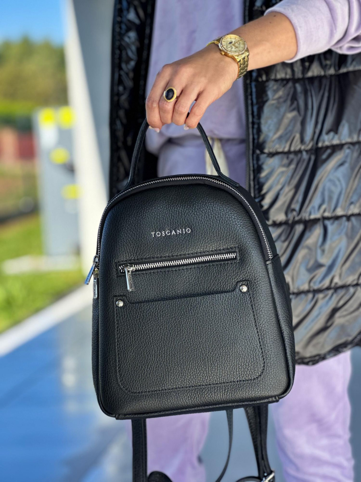 Czarny plecak damski skórzany