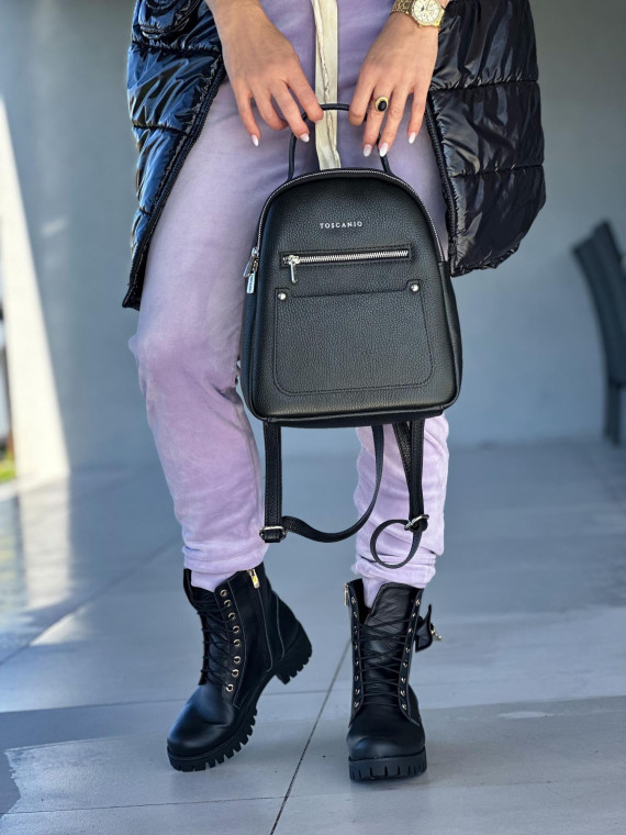 Czarny plecak damski skórzany