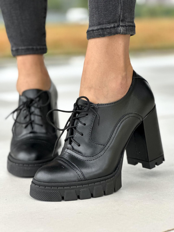 Czarne botki damskie skórzane