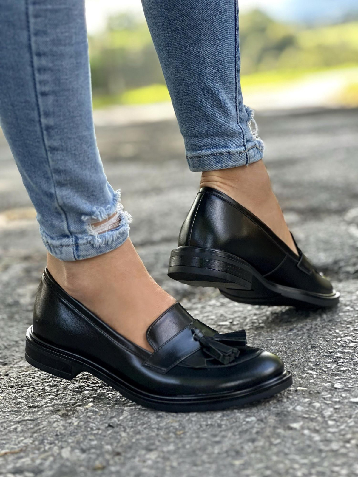 Czarne mokasyny damskie skórzane