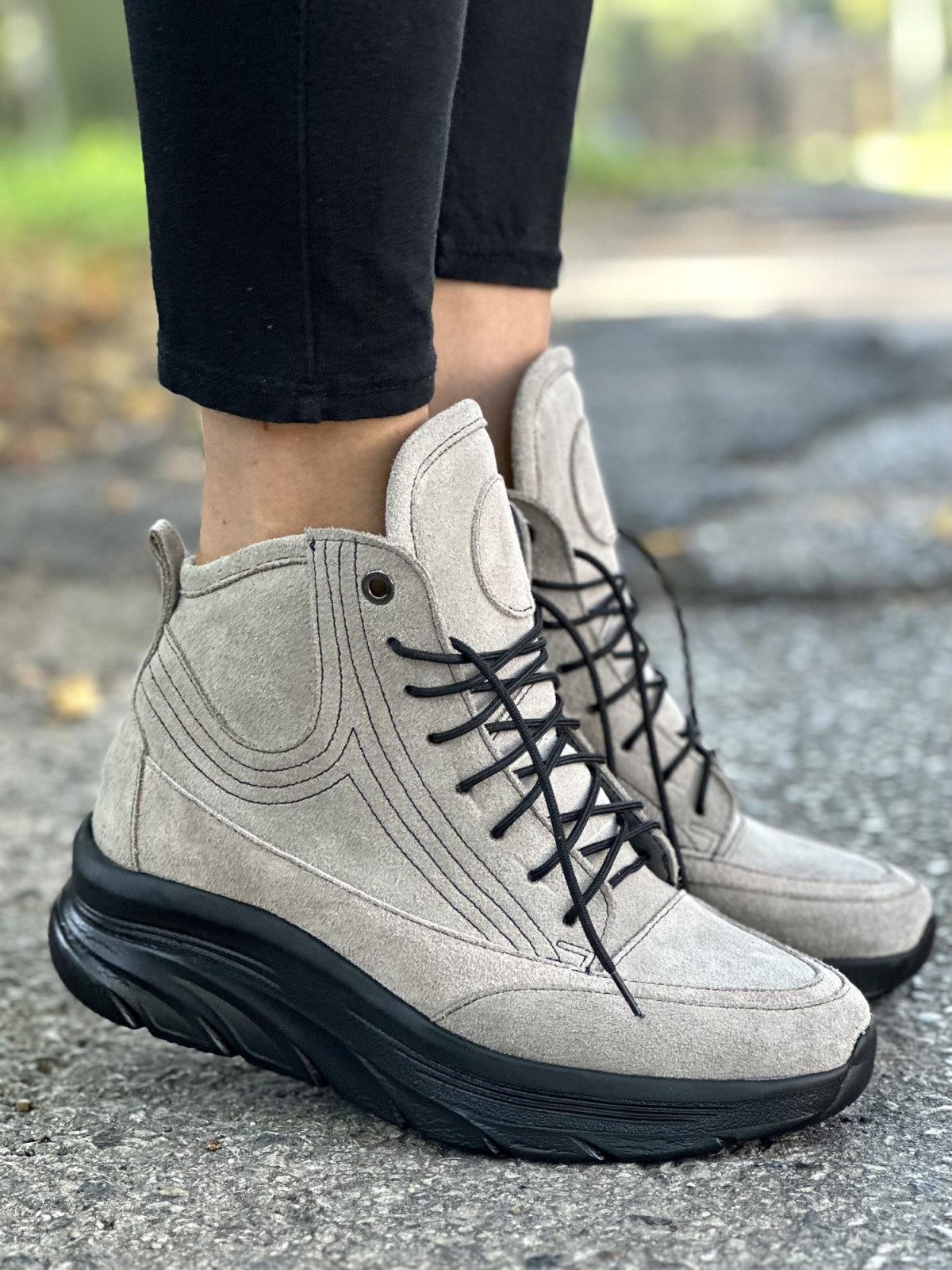 Szare trampki damskie skórzane