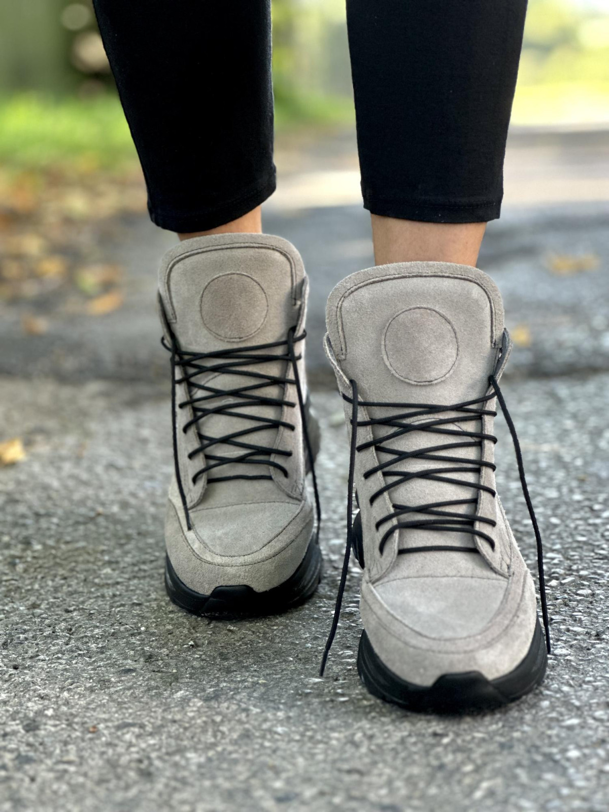 Szare trampki damskie skórzane