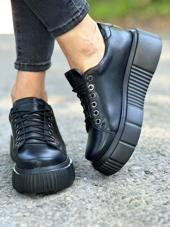 Czarne trampki damskie skórzane