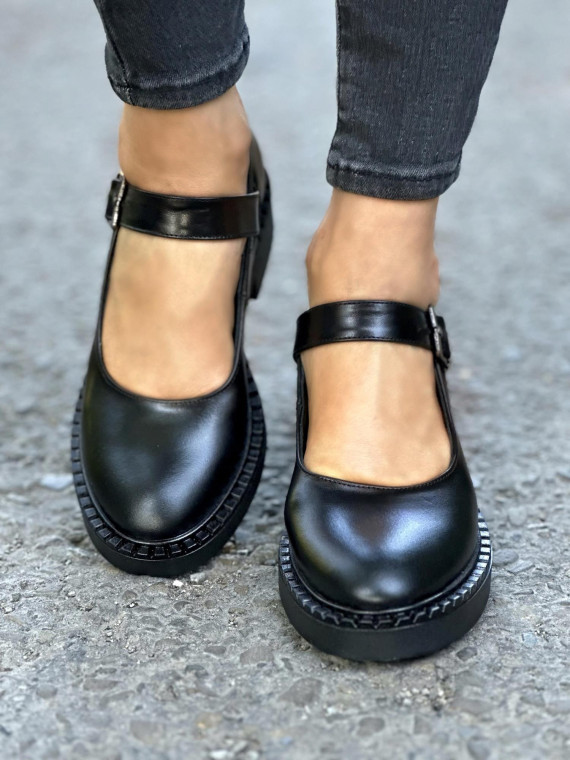 Czarne półbuty damskie skórzane