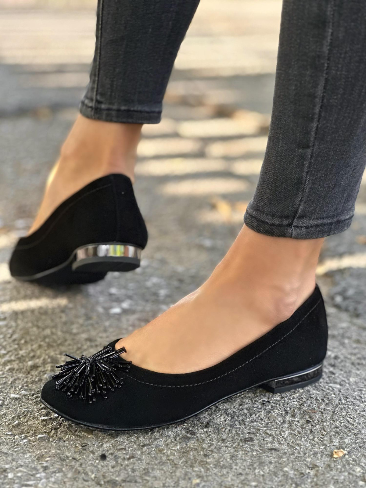 Czarne baleriny damskie skórzane