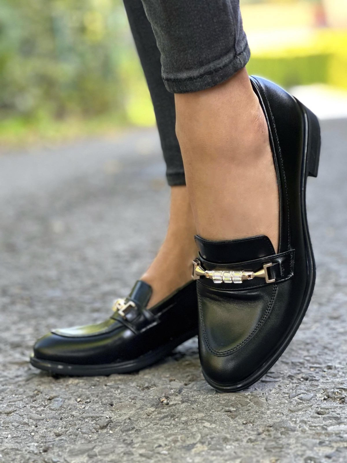 Czarne mokasyny damskie skórzane