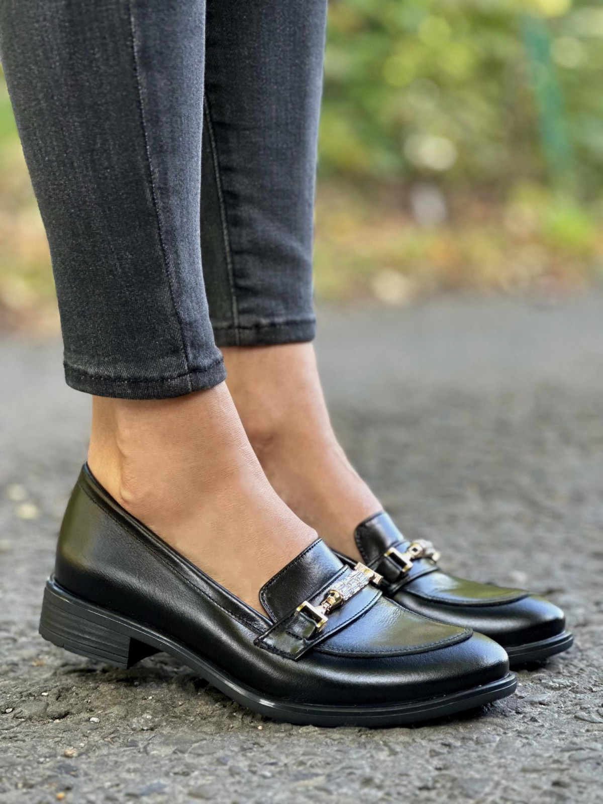 Czarne mokasyny damskie skórzane