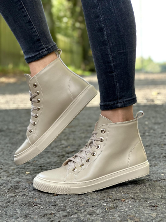 Beżowe trampki damskie skórzane