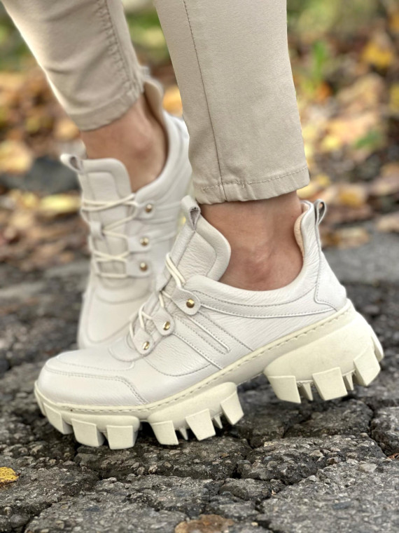 Beżowe sneakersy damskie skórzane