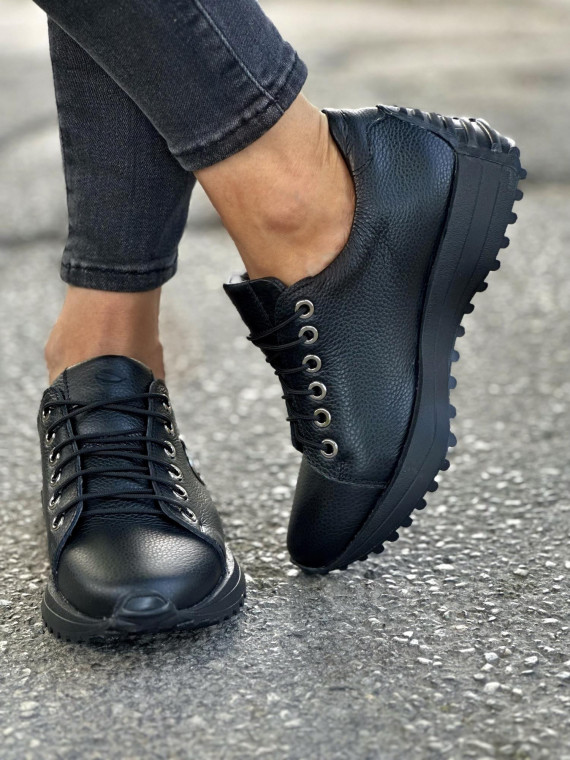 Czarne trampki damskie skórzane