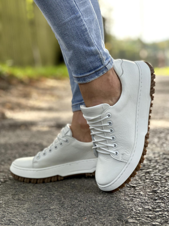 Białe trampki damskie skórzane