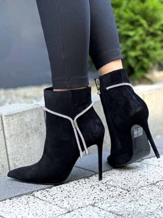 Czarne botki damskie skórzane