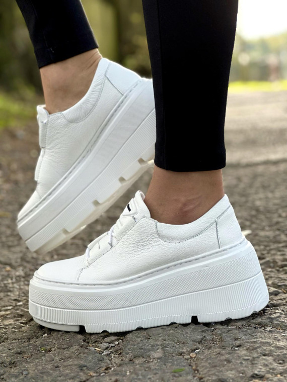 Białe trampki damskie skórzane